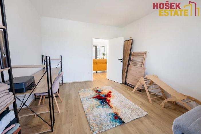 Prodej bytu 4+kk, Holubice, 135 m2