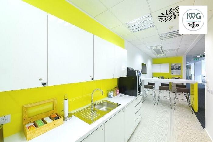 Pronájem kanceláře, Praha - Karlín, Rohanské nábřeží, 10 m2