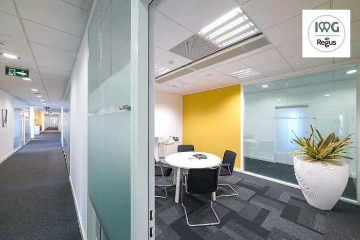 Pronájem kanceláře, Praha - Karlín, Rohanské nábřeží, 10 m2