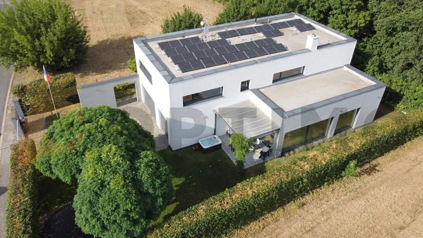 Prodej rodinného domu, Praha - Dolní Chabry, Počeradská, 332 m2