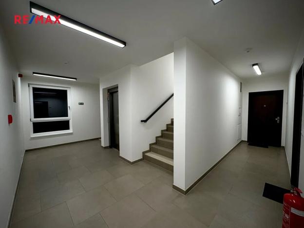 Prodej bytu 1+kk, Praha - Nusle, Nuselská, 34 m2