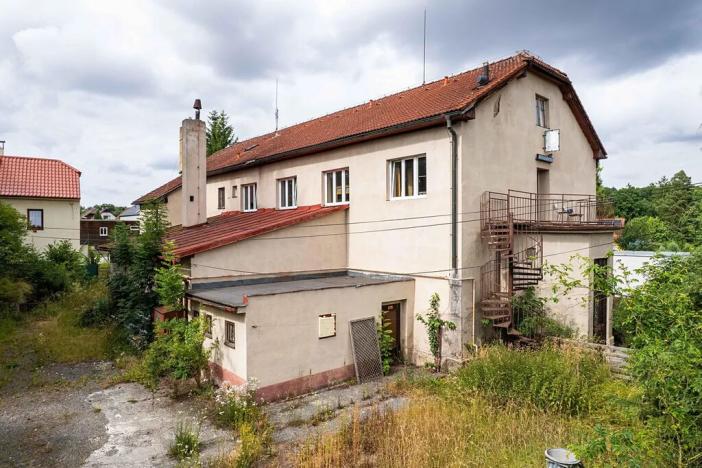 Prodej rodinného domu, Kamenice, Safírová, 800 m2