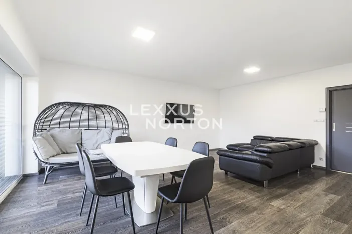 Prodej rodinného domu, Praha - Ďáblice, Červenomlýnská, 150 m2