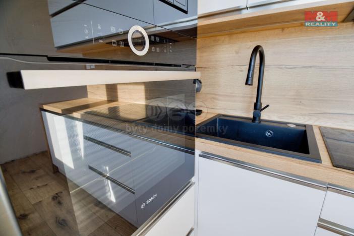 Prodej bytu 2+1, Chomutov, Skalková, 51 m2