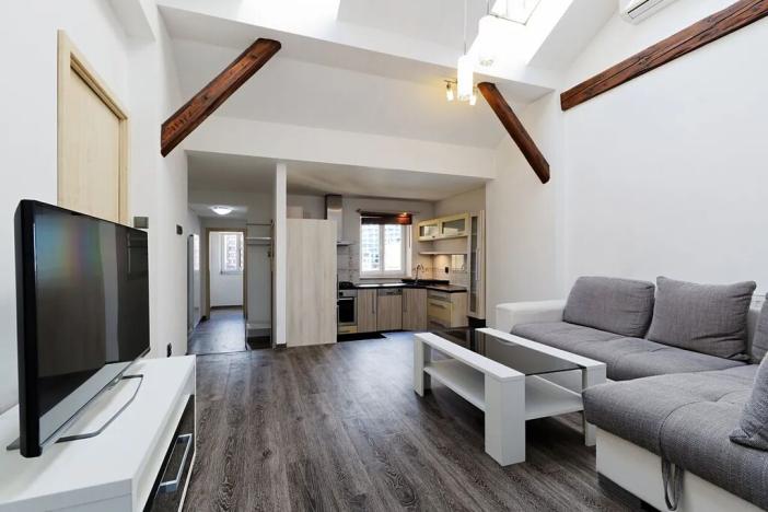 Pronájem bytu 2+kk, Brno, Smetanova, 70 m2