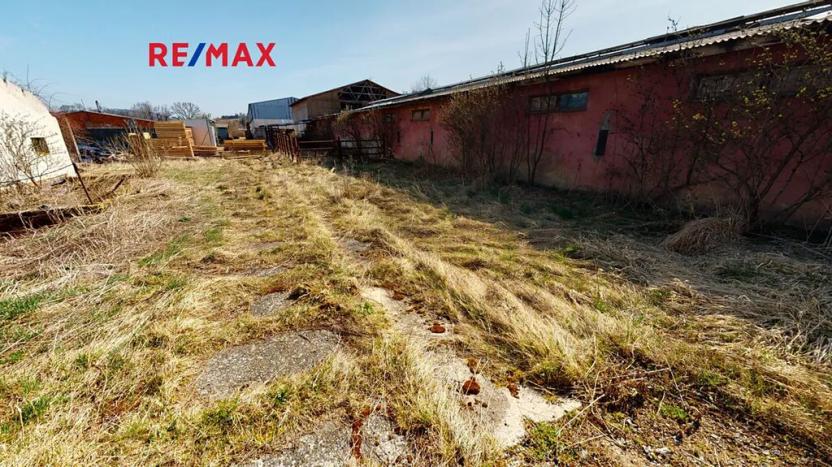 Prodej výrobních prostor, Radkov, 13527 m2