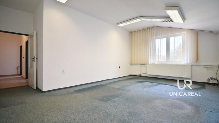 Prodej kanceláře, Letovice, U koupaliště, 834 m2