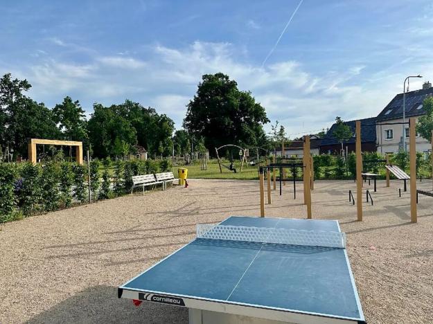 Prodej pozemku pro bydlení, Praha - Vinoř, Semtínská, 380 m2