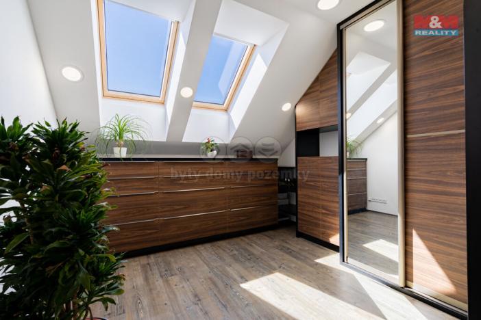 Prodej rodinného domu, Jindřichův Hradec - Jindřichův Hradec II, 9. května, 129 m2