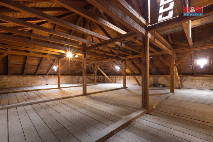 Prodej výrobních prostor, Rumburk - Rumburk 1, Komenského, 2387 m2