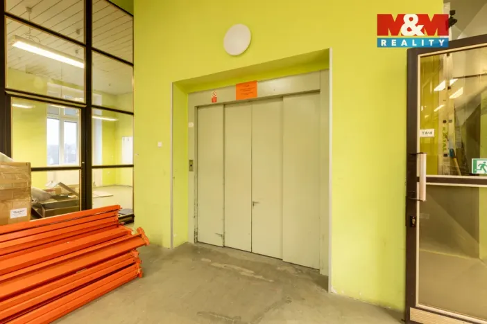 Prodej výrobních prostor, Rumburk - Rumburk 1, Komenského, 2387 m2