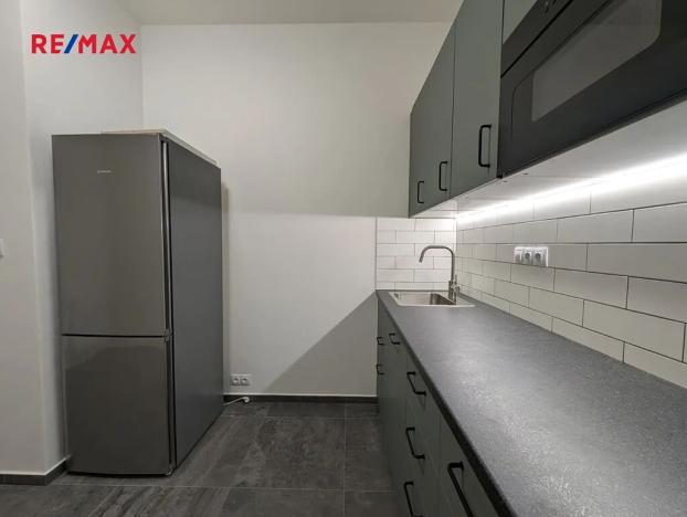 Pronájem bytu 2+1, Praha - Vršovice, Na louži, 59 m2