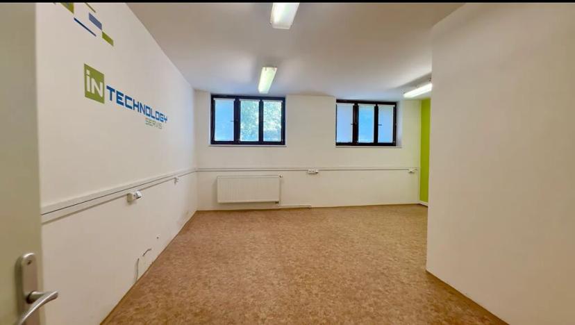 Prodej skladu, Hradec Králové, Kovová, 982 m2