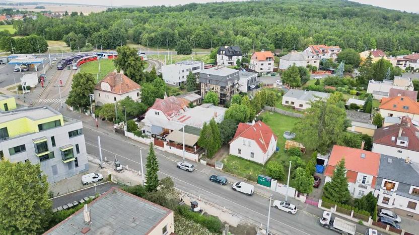 Prodej rodinného domu, Praha - Kobylisy, Klapkova, 245 m2