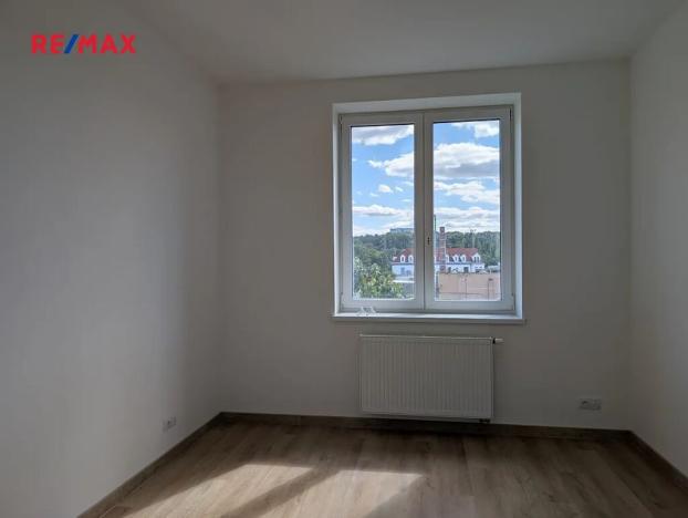 Pronájem bytu 3+kk, Praha - Vršovice, Na louži, 97 m2