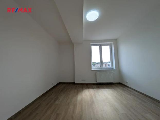 Pronájem bytu 3+kk, Praha - Vršovice, Na louži, 97 m2