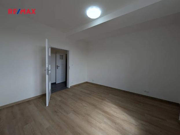 Pronájem bytu 3+kk, Praha - Vršovice, Na louži, 97 m2