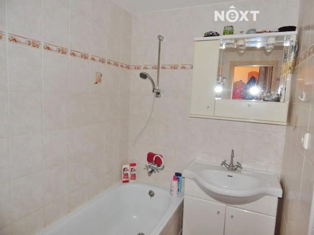 Pronájem atypického bytu, Trutnov, Křižíkova, 500 m2