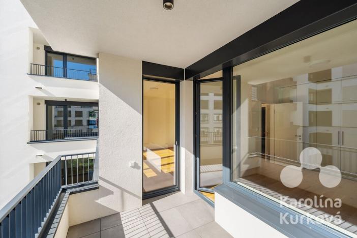 Pronájem bytu 2+kk, Praha - Nusle, Muzikova, 56 m2