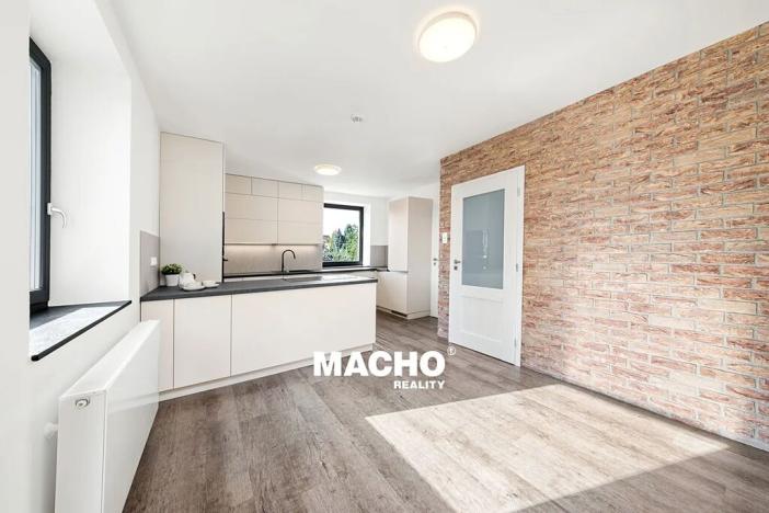 Pronájem rodinného domu, Kosoř, Školská, 380 m2