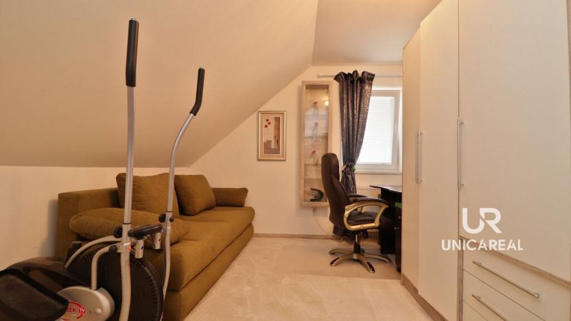 Prodej rodinného domu, Božice, 233 m2