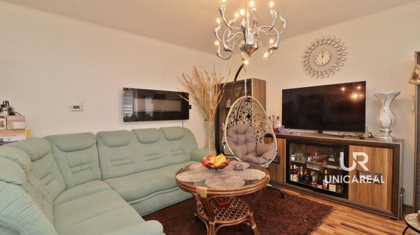 Prodej rodinného domu, Božice, 233 m2