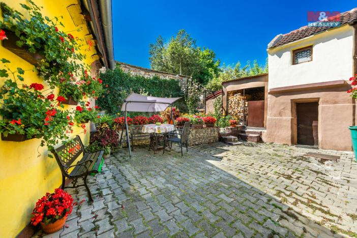 Prodej rodinného domu, Bitozeves, 65 m2