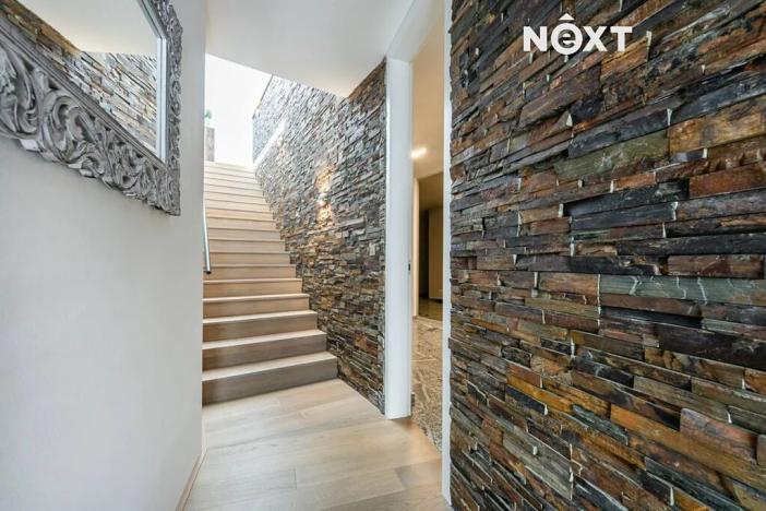 Prodej vily, Vrchlabí, Slunečný vrch, 299 m2