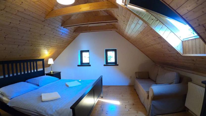 Prodej rodinného domu, Pecka, 300 m2