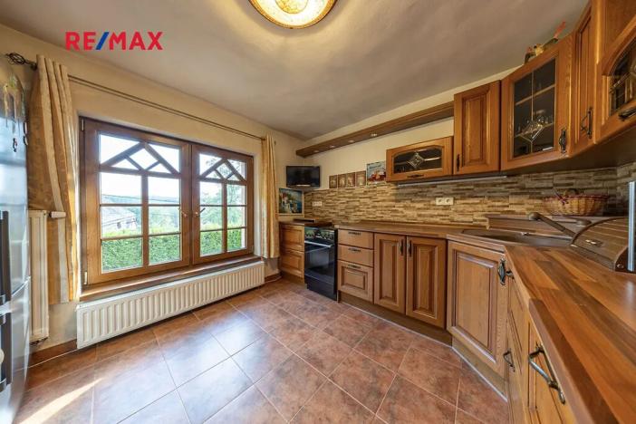 Prodej komerční nemovitosti, Nový Knín, 360 m2