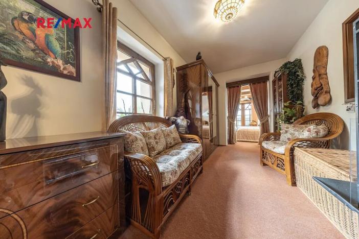 Prodej rodinného domu, Nový Knín, 350 m2