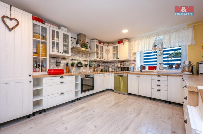 Prodej rodinného domu, Výšovice, 200 m2