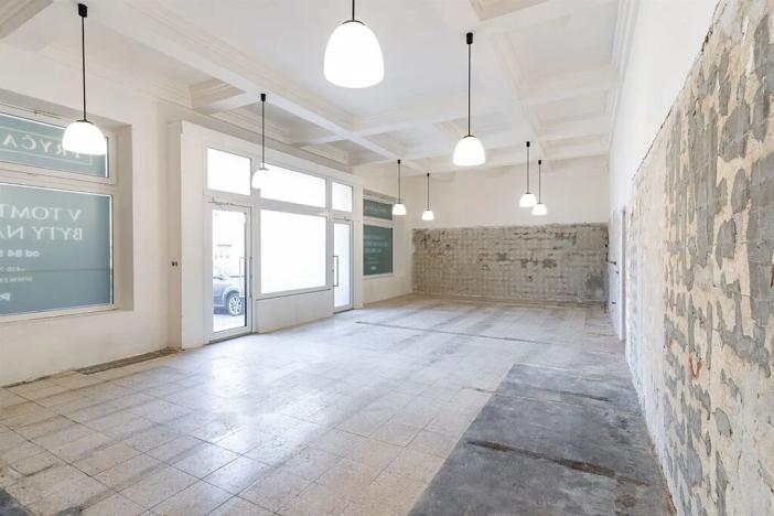 Prodej obchodního prostoru, Brno, Fryčajova, 127 m2