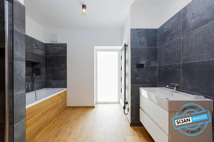 Prodej bytu 3+kk, Ostrava, U Lesa, 98 m2