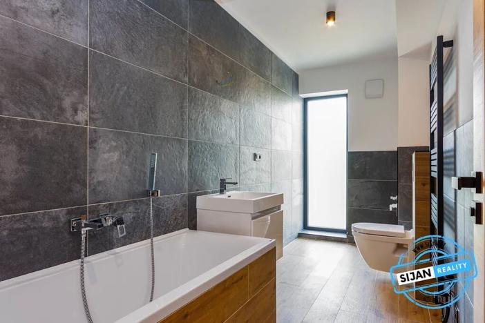 Prodej rodinného domu, Ostrava, U Lesa, 235 m2