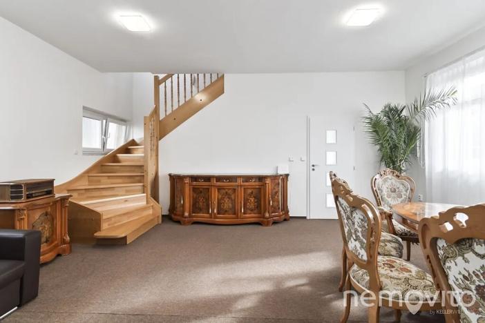 Prodej vícegeneračního domu, Říčany, Hálkova, 200 m2