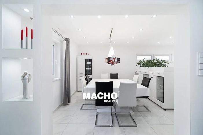 Prodej rodinného domu, Soběslav, Na Pilátě I, 220 m2