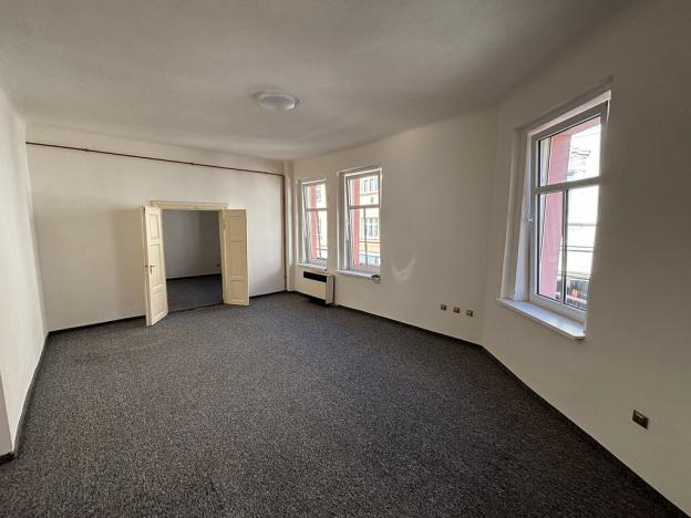 Pronájem bytu 2+1, Kladno, Váňova, 80 m2