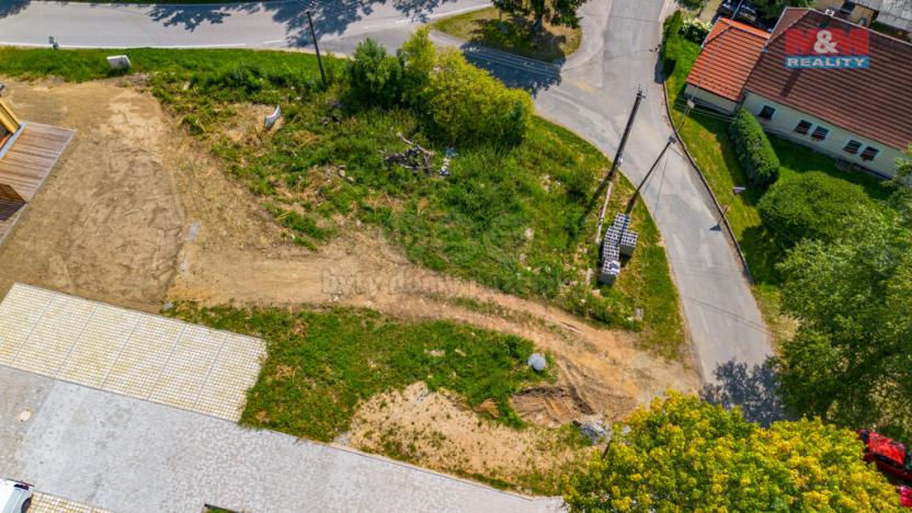 Prodej pozemku pro bydlení, Černá v Pošumaví - Bližná, 800 m2