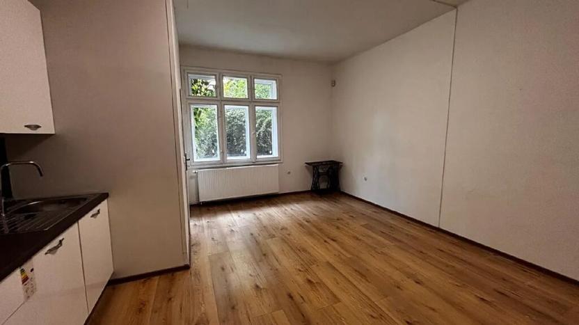 Pronájem bytu 1+kk, Ostrava, Obytná, 25 m2