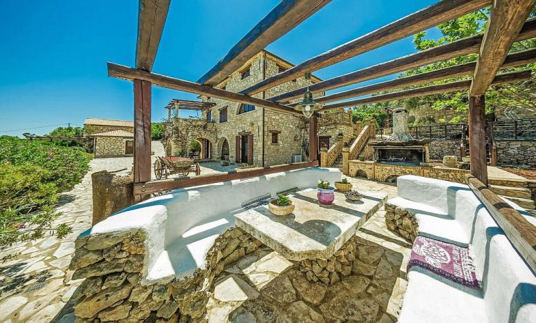 Prodej rodinného domu, Zakynthos, Jónské Ostrovy, Řecko, 350 m2