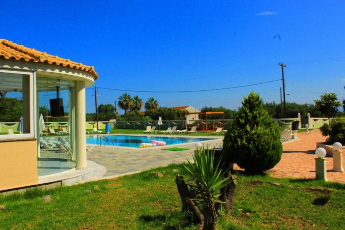 Prodej ubytování, Korfu, Jónské Ostrovy, Řecko, 490 m2