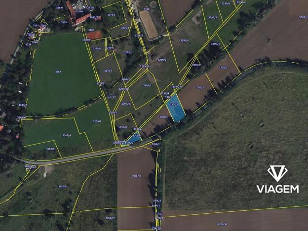 Prodej pole, Praha, 2069 m2