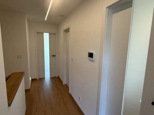 Prodej rodinného domu, Velké Popovice, Husova, 201 m2