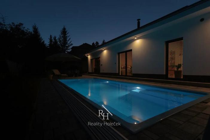 Prodej rodinného domu, Dolany, 160 m2