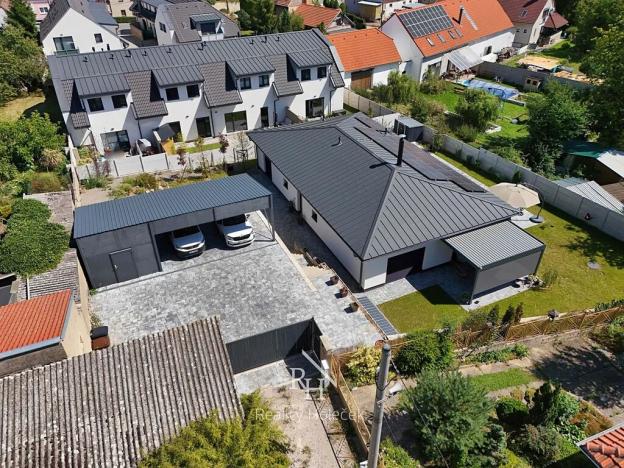Prodej rodinného domu, Dolany, 160 m2