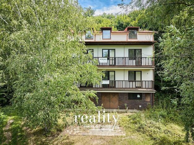 Prodej chaty, Bítov, 300 m2