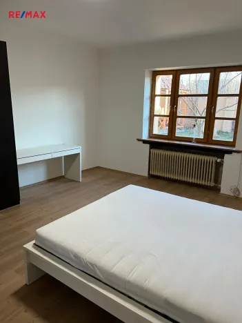 Pronájem bytu 2+kk, Praha - Modřany, Vojtova, 61 m2