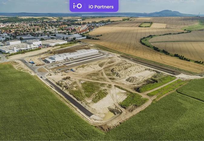 Pronájem skladu, Hustopeče, Brněnská, 23000 m2