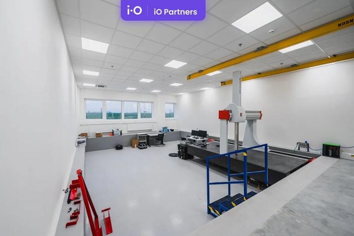 Pronájem skladu, Hrušky, 5000 m2